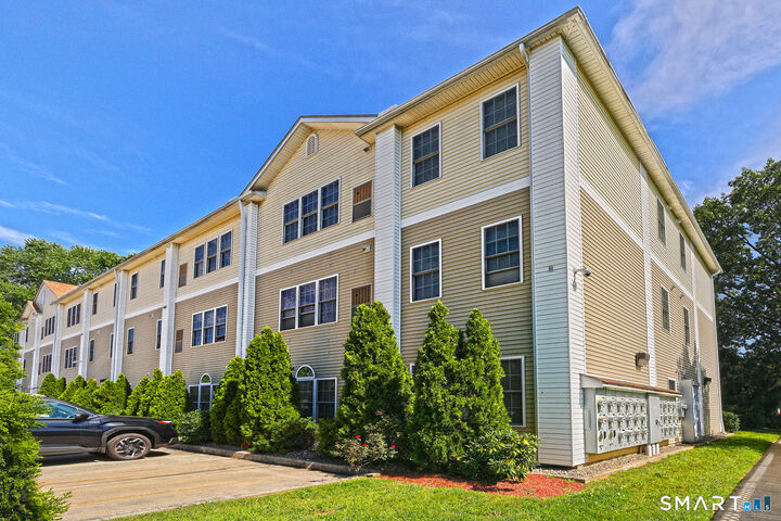 Property Photo:  510 First Avenue 103  CT 06516 