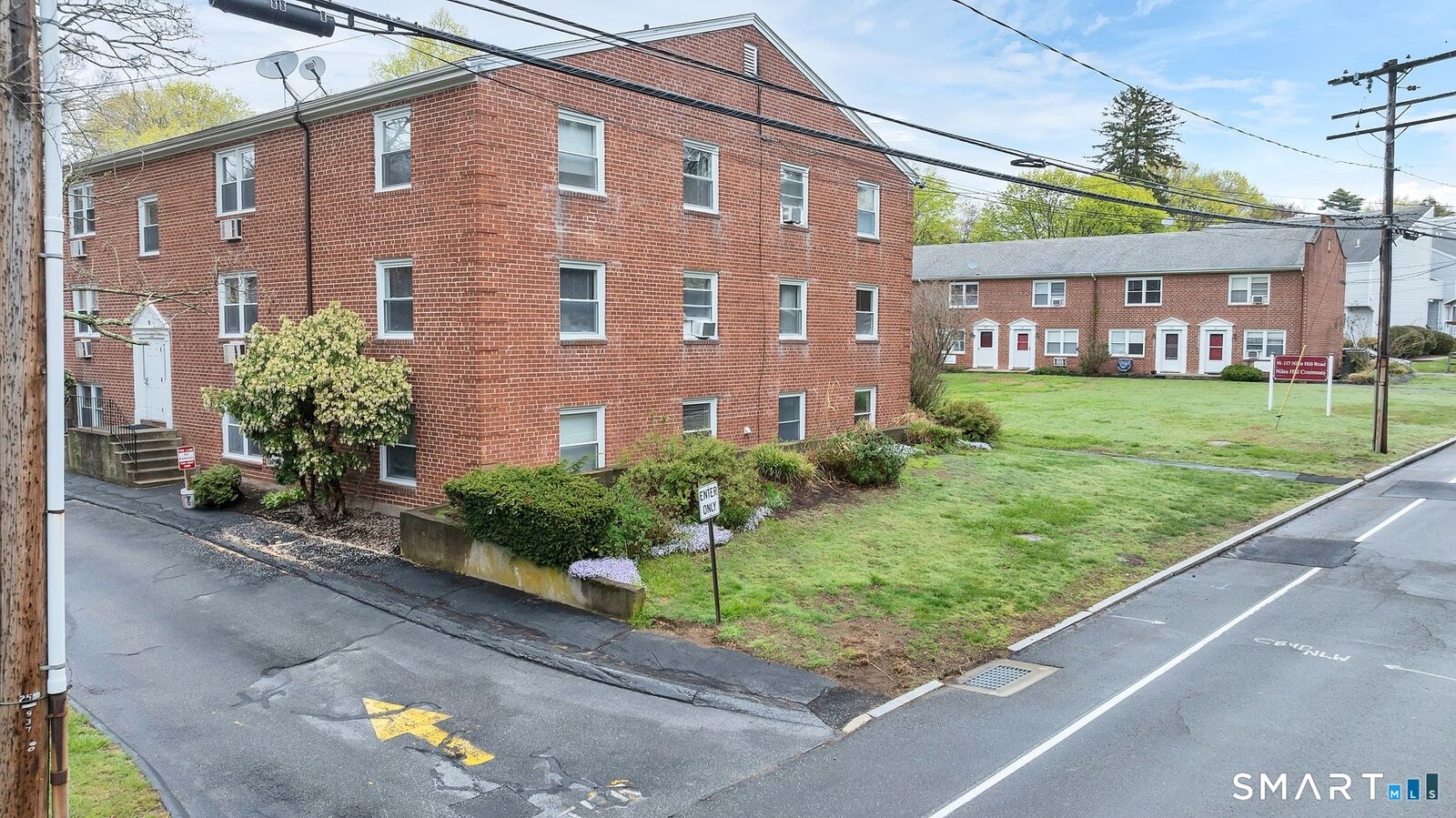 Property Photo: 111 Niles Hill Road E CT 06357