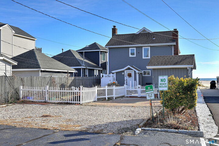 Property Photo:  25 Milford Point Road  CT 06460 