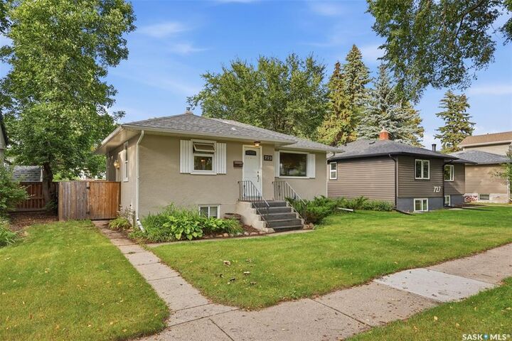 Property Photo: 723 4th Street E SK S7H 1K1