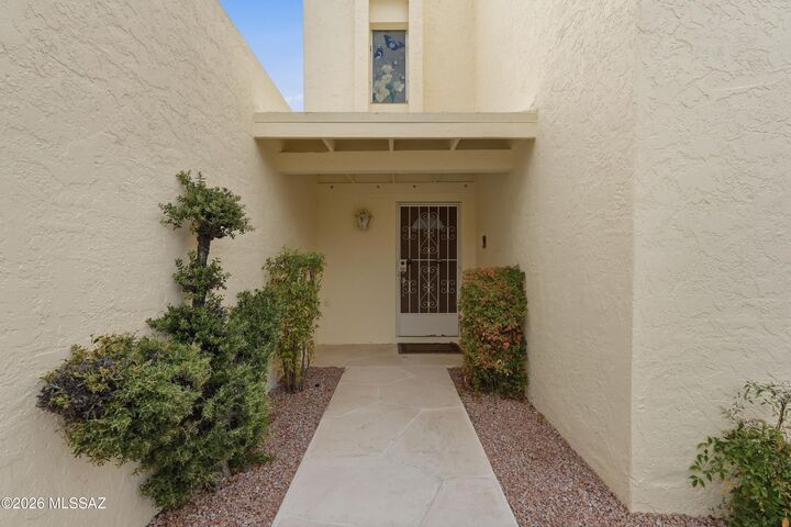 Property Photo:  7912 N Casas Cameo  AZ 85742 