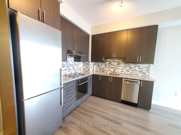 Property Photo:  55 Ann O'Reilly Road 3201  ON M2J 0E1 