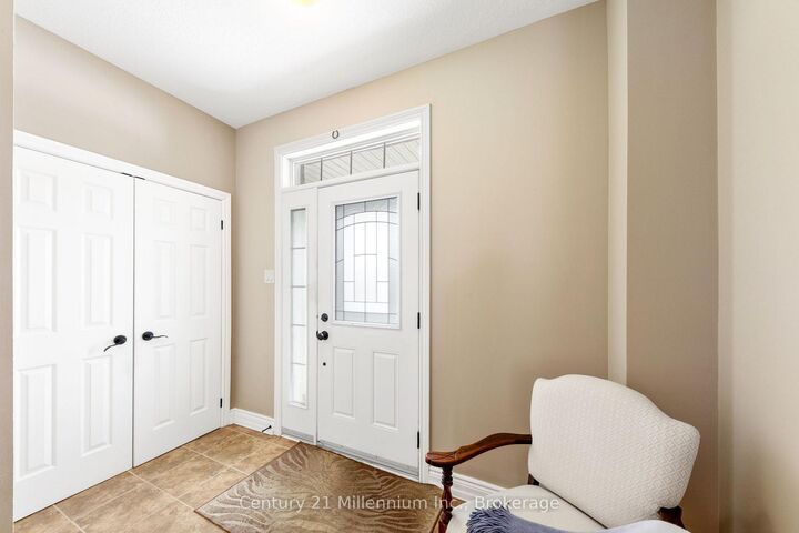 Photo de la propriété: 9 Hill Street ON L9Y 0A7