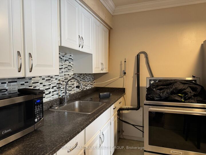 Property Photo:  89 Princess Street 2  ON K0G 1K0 