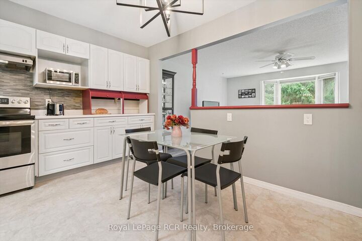 Property Photo:  440 Durham Street W 205  ON N0G 2L1 
