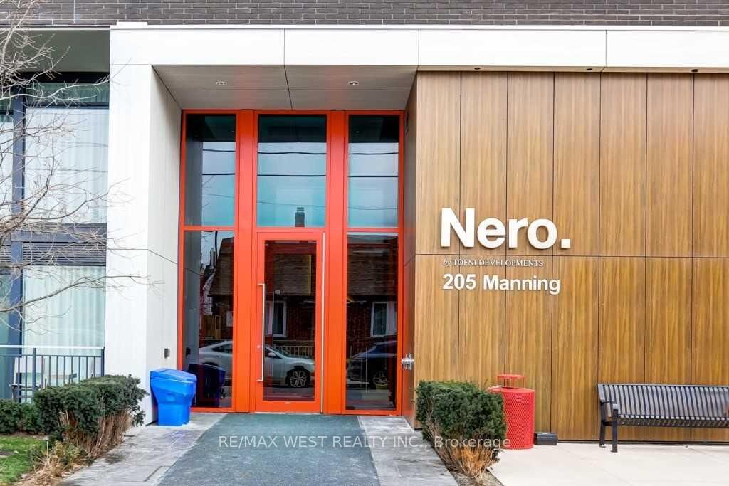 Property Photo: 205 Manning Avenue 413 ON M6J 2K7