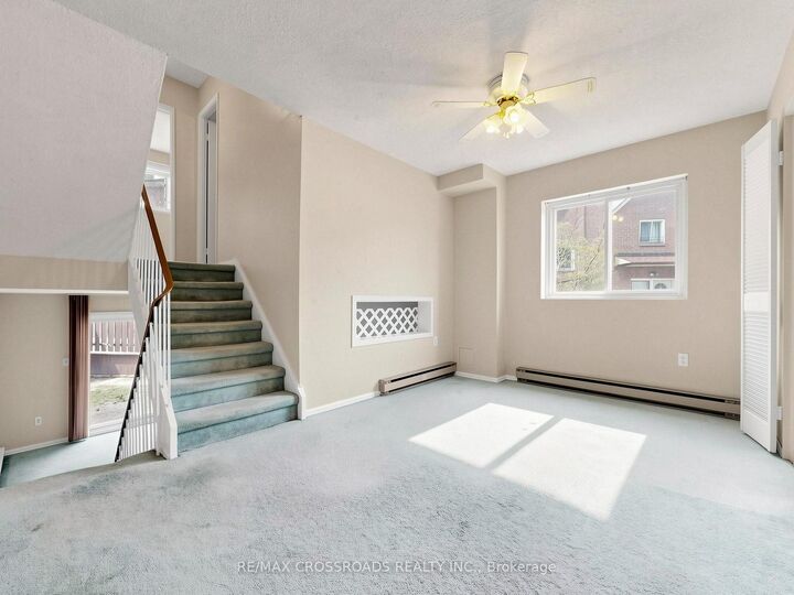 Property Photo:  50 Scarborough Golf Club Road 95  ON M1M 3T5 