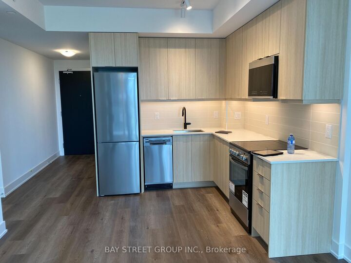 Property Photo:  115 Nipissing Road 1406A  ON L9T 9P1 