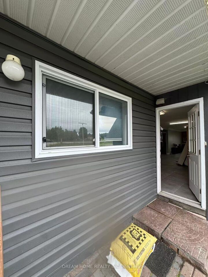 Property Photo: 11702 Highway 17 Highway #7 ON P0H 1G0