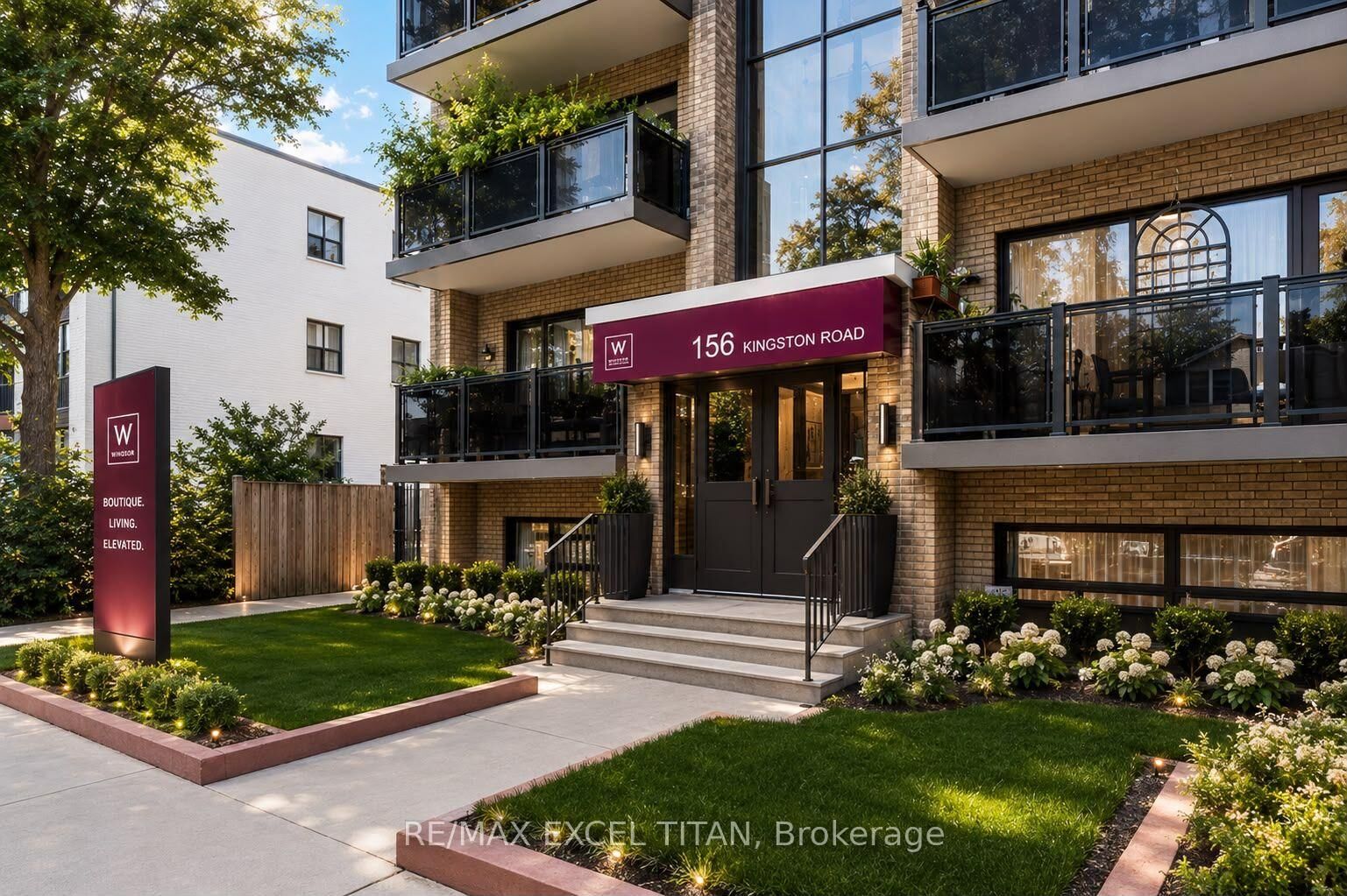 Property Photo:  156 Kingston Road 306  ON M4L 1S7 