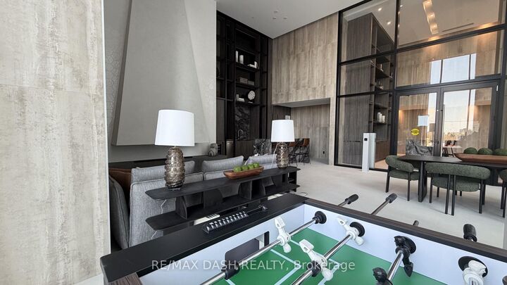 Property Photo:  10 Flavelle Trail 1503  ON L4L 0M8 