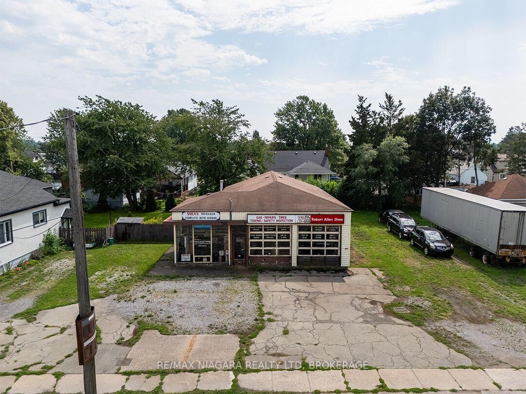 Property Photo:  369 Killaly Street E  ON L3K 1P4 