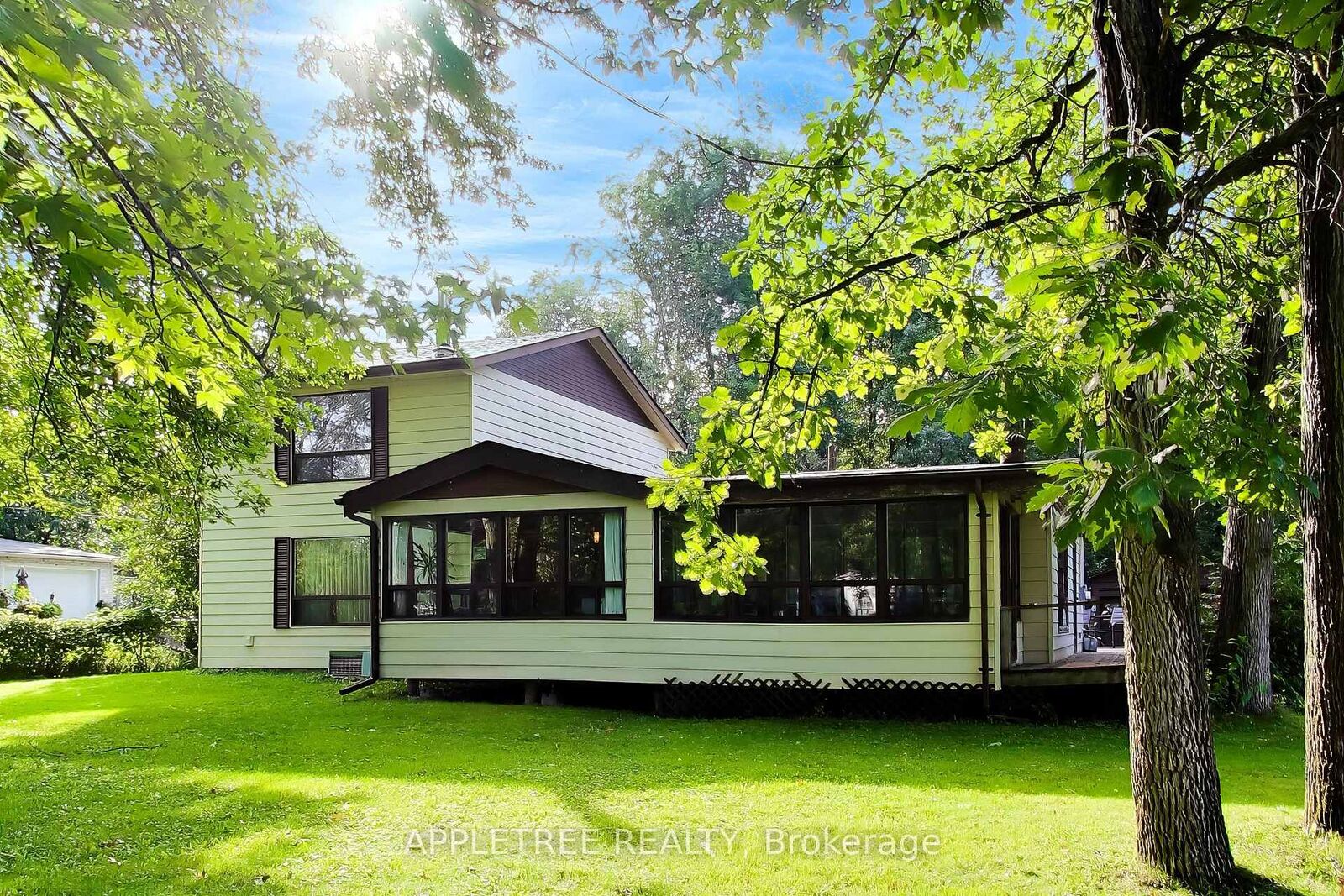 Property Photo:  6171 Sheba Drive  ON L0K 1L0 