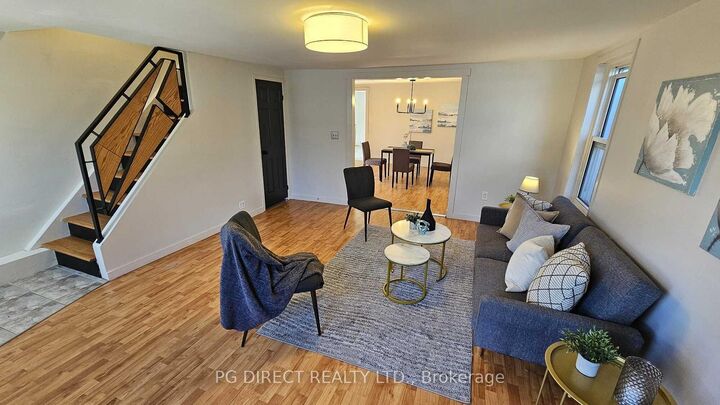 Property Photo: 436 Bleecker Avenue ON K8N 2R6