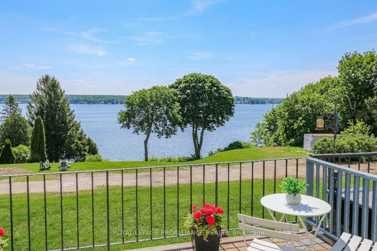Property Photo:  808 Riverview Lane 15  ON K6V 7G5 