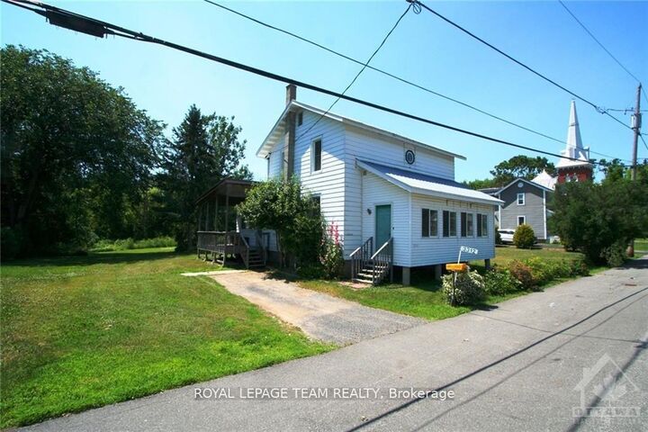 Property Photo: 3312 Yorks Corners Road ON K0A 2G0