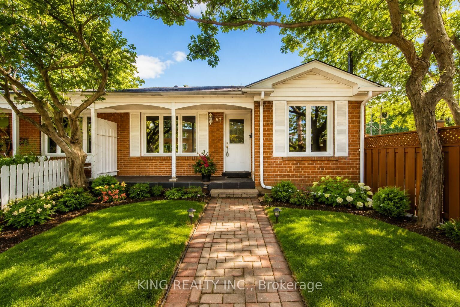 Property Photo:  62 Camwood Crescent  ON M3A 3L4 
