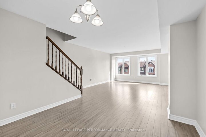 Property Photo:  2224 Marble Crescent 10  ON K4K 0G9 