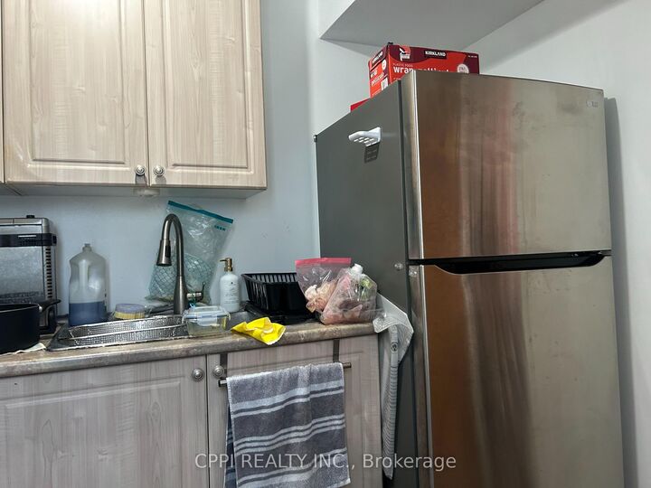 Property Photo:  10 Pettibone Square Bsmnt  ON M1W 2J2 