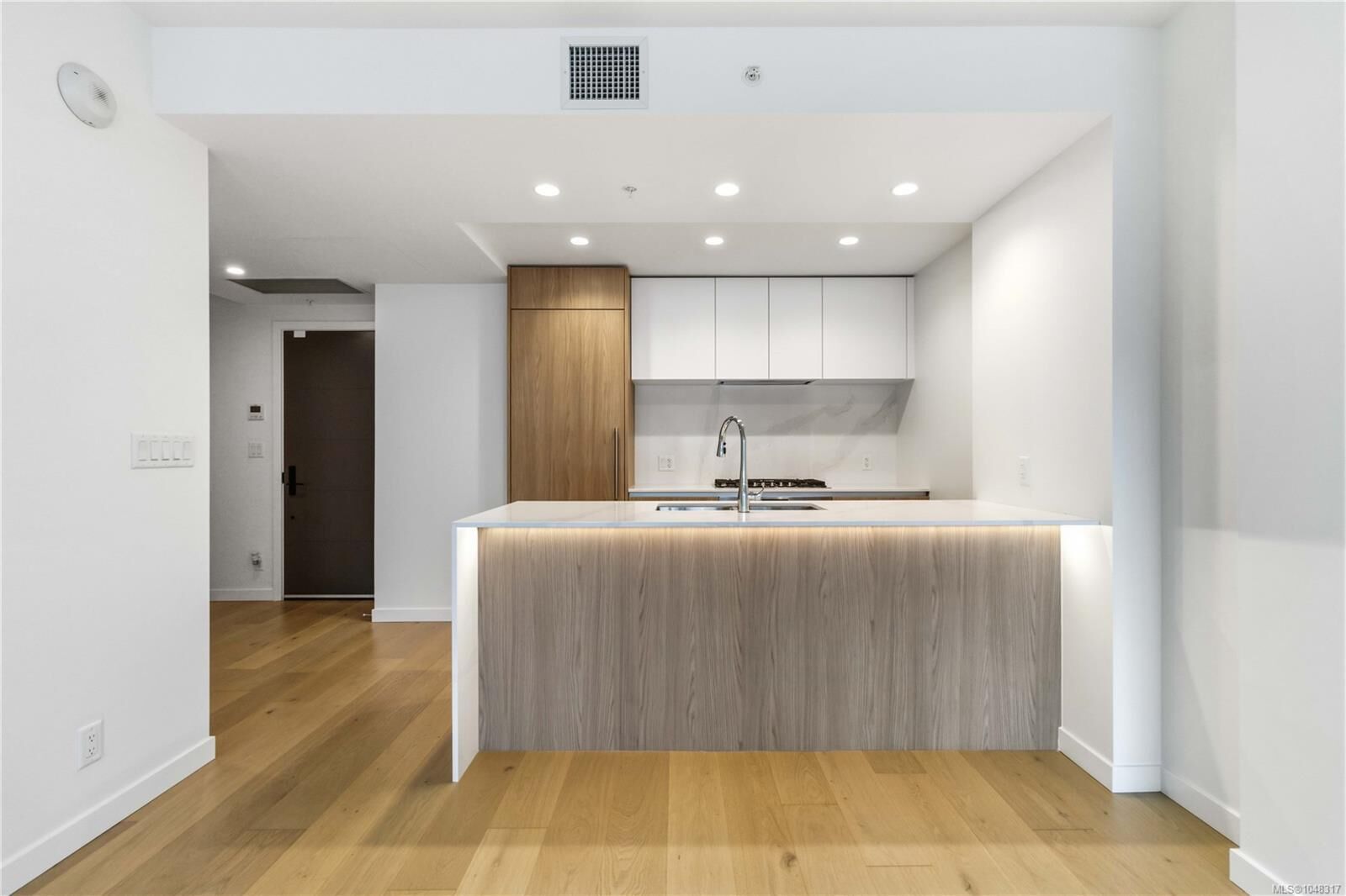 Property Photo:  2000 Hannington Rd #1013  BC V9B 7C1 