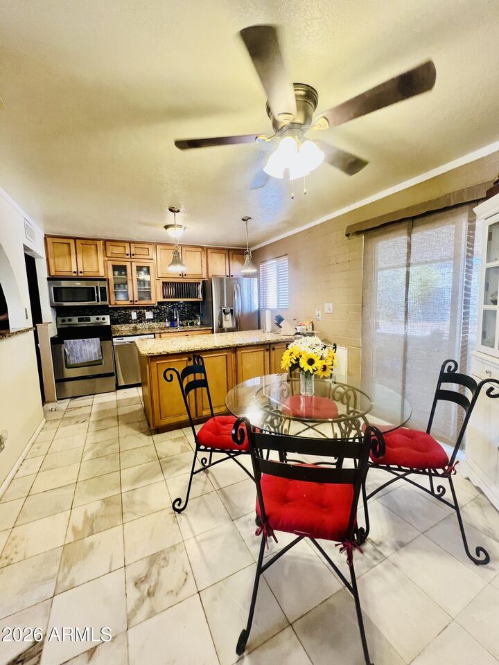 Property Photo:  616 E Papago Drive  AZ 85288 