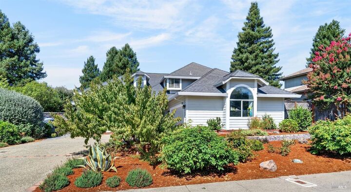 Property Photo: 421 Greens Drive CA 95448