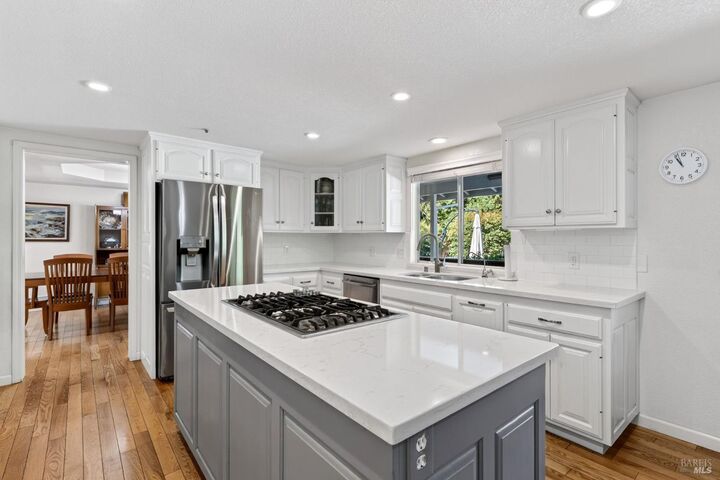 Property Photo:  421 Greens Drive  CA 95448 