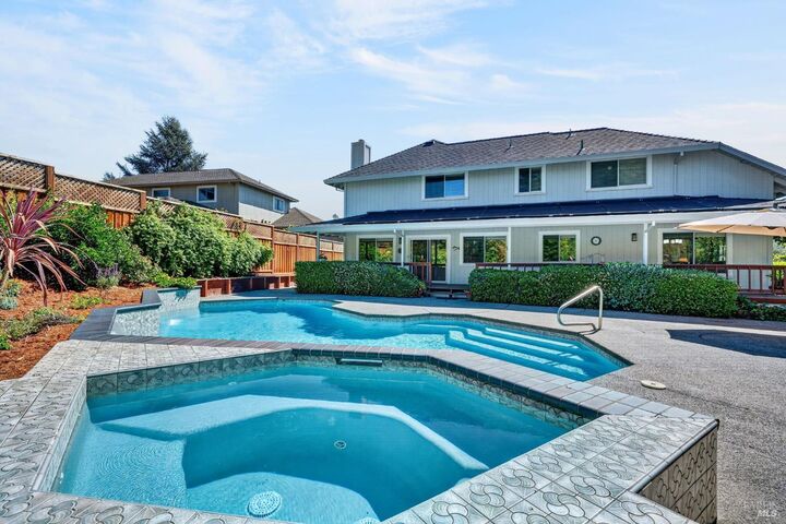 Property Photo:  421 Greens Drive  CA 95448 
