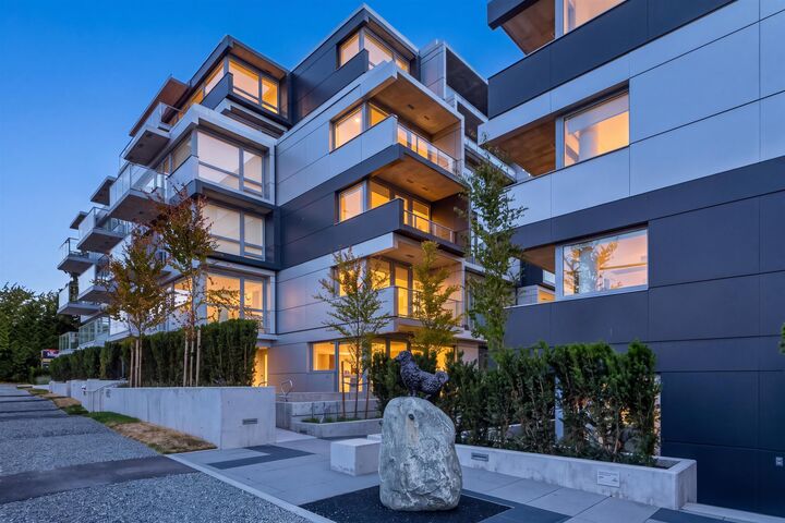 Property Photo: 8030 Oak Street 101 BC V6P 0M9