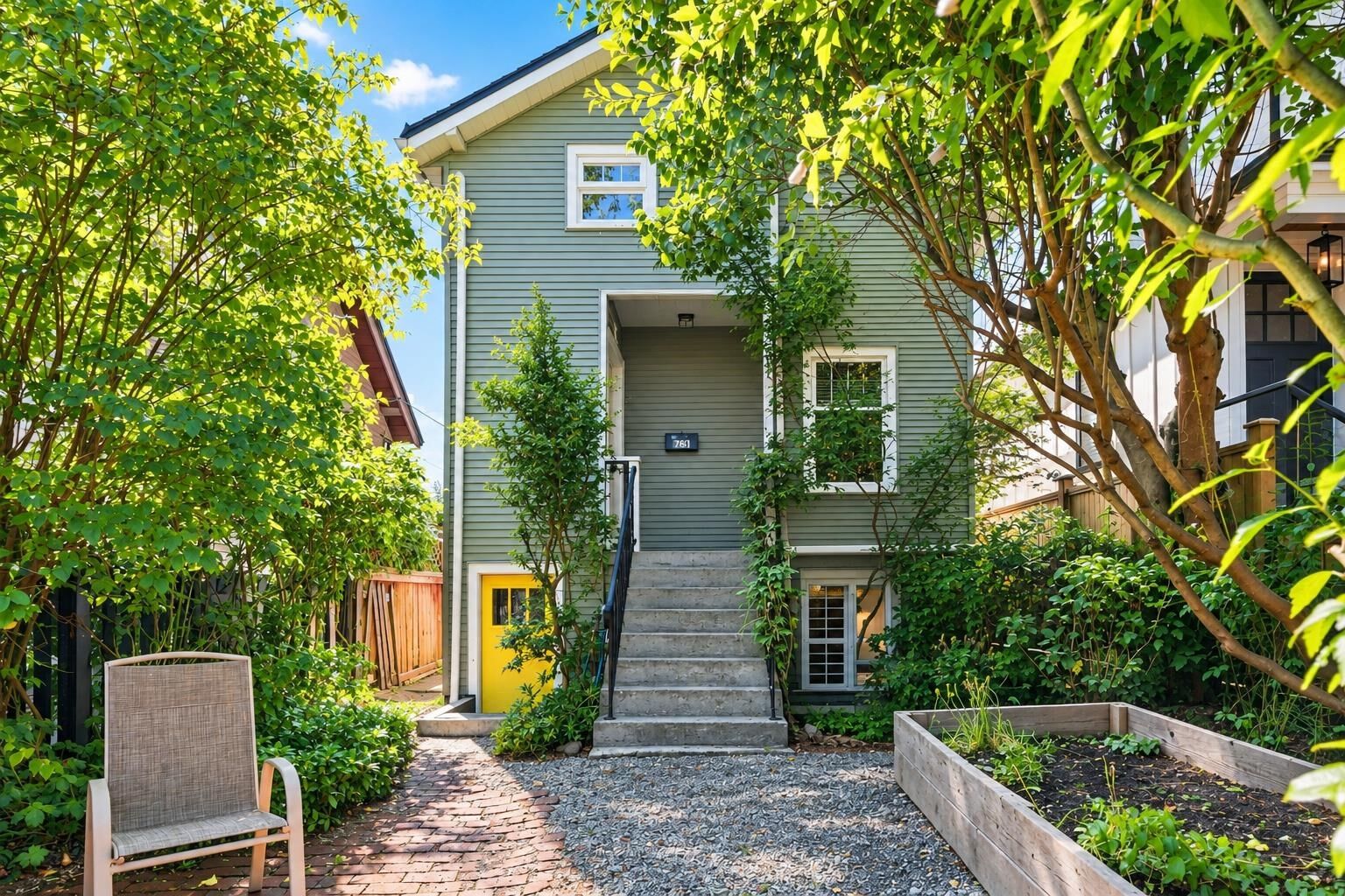 Property Photo:  2764 Dundas Street  BC V5K 1R2 