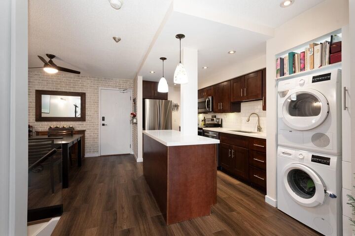 Property Photo:  812 Milton Street 104  BC V3M 1N2 