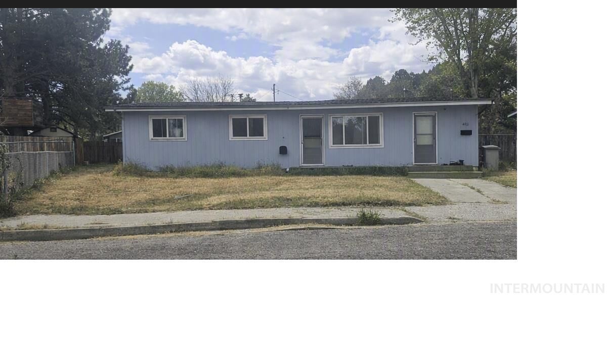 Property Photo:  413 N 4th W  ID 83647 