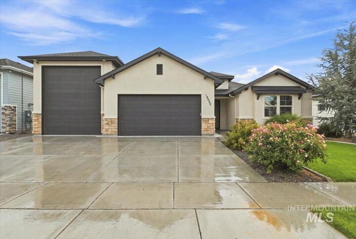 Property Photo:  18080 N Treeline Ave  ID 83687 