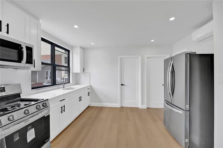 Property Photo: 3013 Brighton 5th Street 2R NY 11235