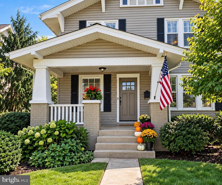 Property Photo:  268 E Areba Avenue  PA 17033 