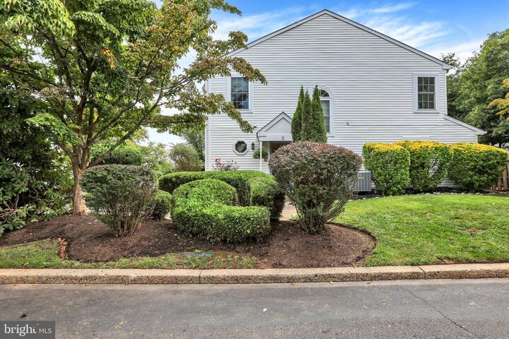 Property Photo:  2 Taylors Way  PA 18966 