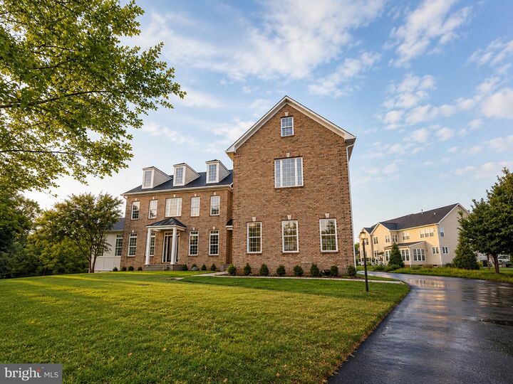 Property Photo:  5005 Burnside Farm Place  VA 20169 