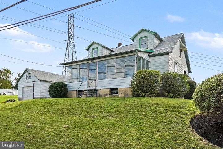 Property Photo:  1319 Main Street  PA 17113 