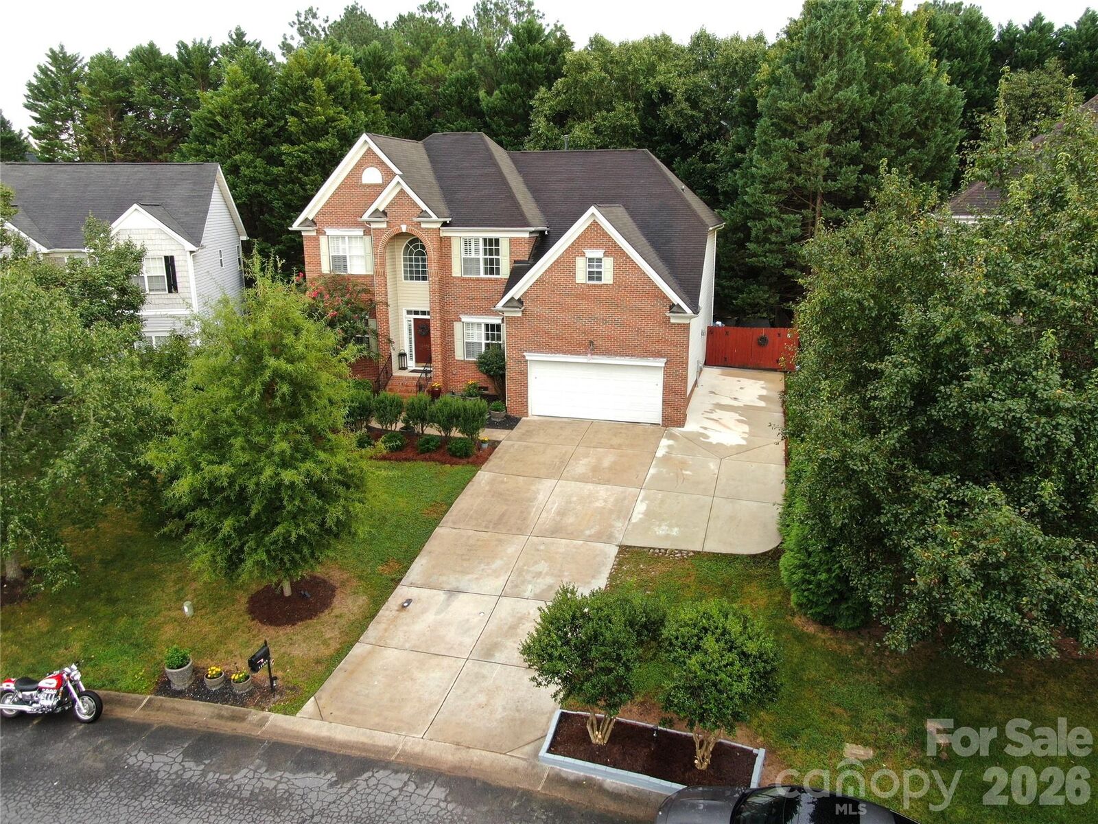Property Photo:  14923 Hawick Manor Lane  NC 28134 