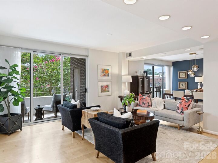 Property Photo: 1300 Reece Road 212 NC 28209