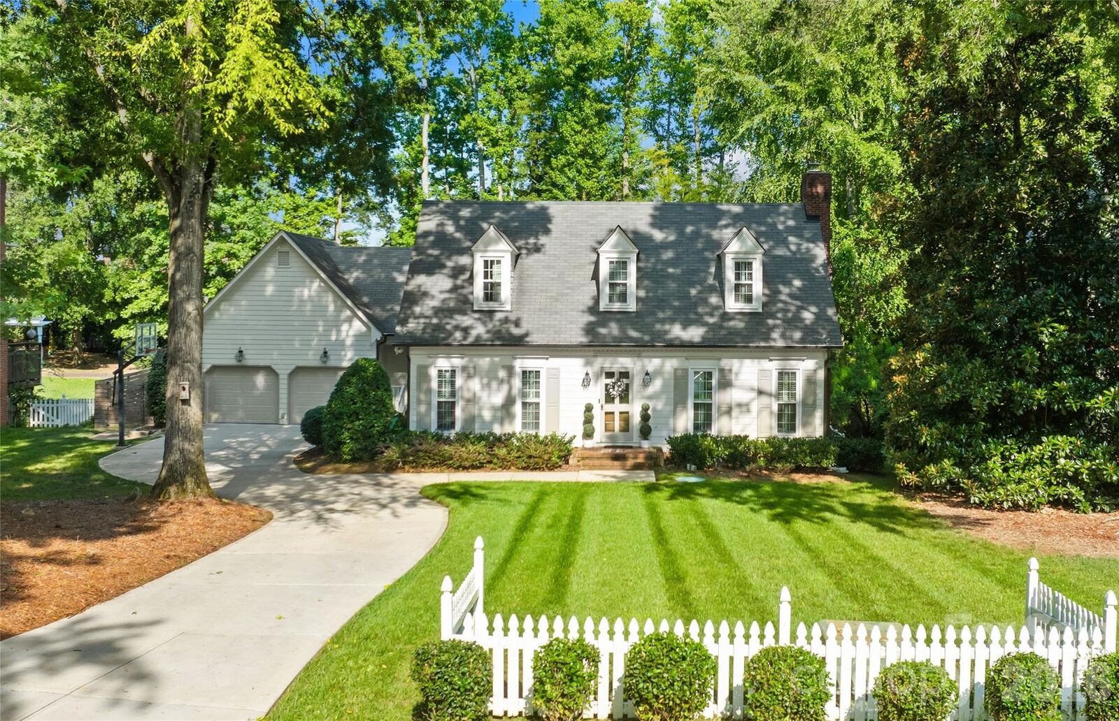 Property Photo:  6616 Mays Chapel Lane  NC 28270 