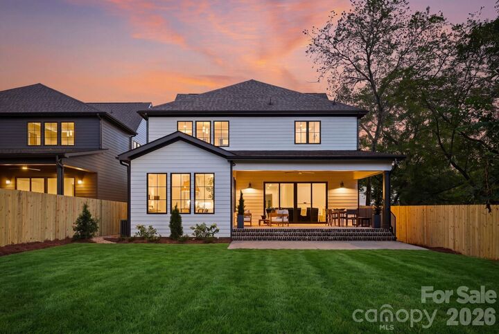 Property Photo: 1115 Lomax Avenue NC 28211