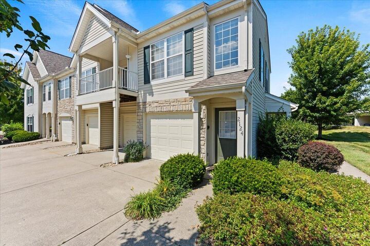Property Photo:  2124 Commons Circle  OH 45103 