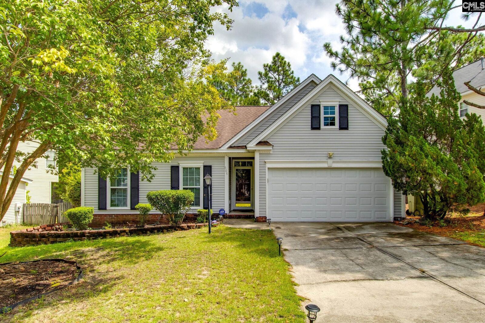 Property Photo: 605 Ridge Trail SC 29229
