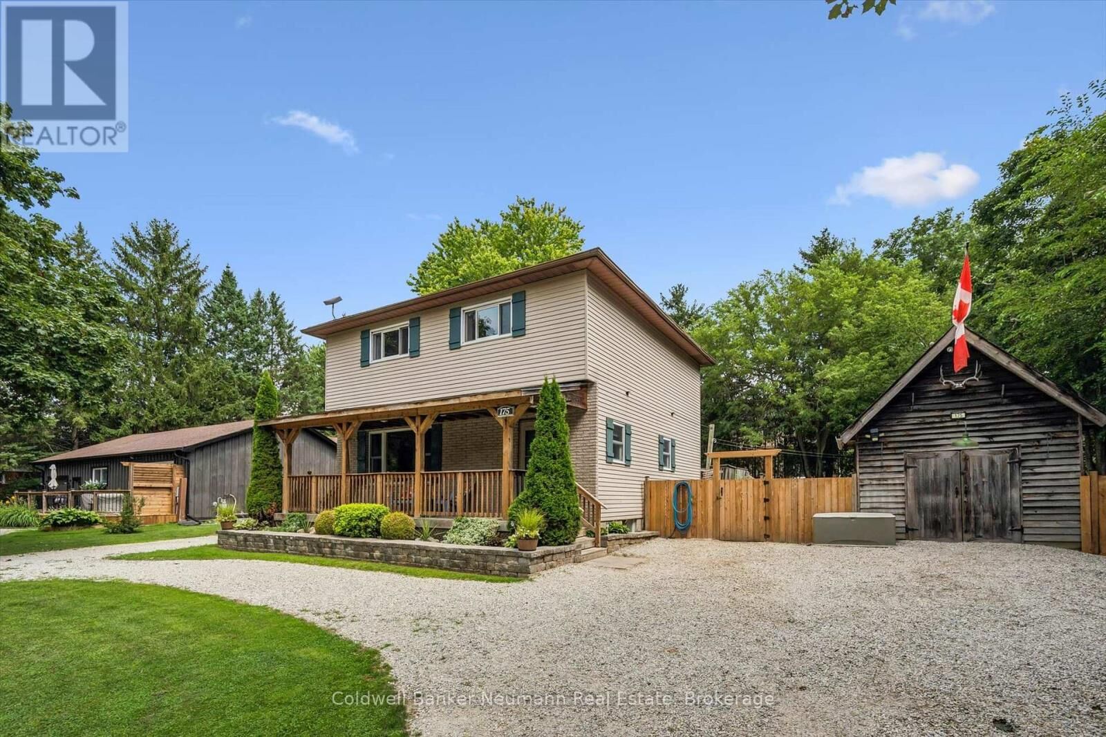 Property Photo:  175 Division Street  ON N0B 2K0 