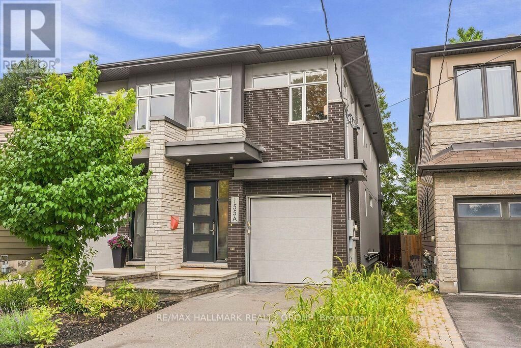 Property Photo: 155-A Buell Street ON K1Z 7G1