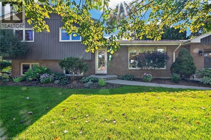 Property Photo:  38 Davern Road  ON N3T 1R5 