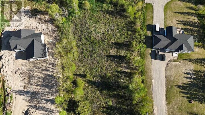 Property Photo:  87 Sunset Dr  ON P6C 6G4 