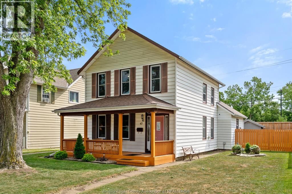Property Photo:  47 Sandwich Street South  ON N9V 1Z5 