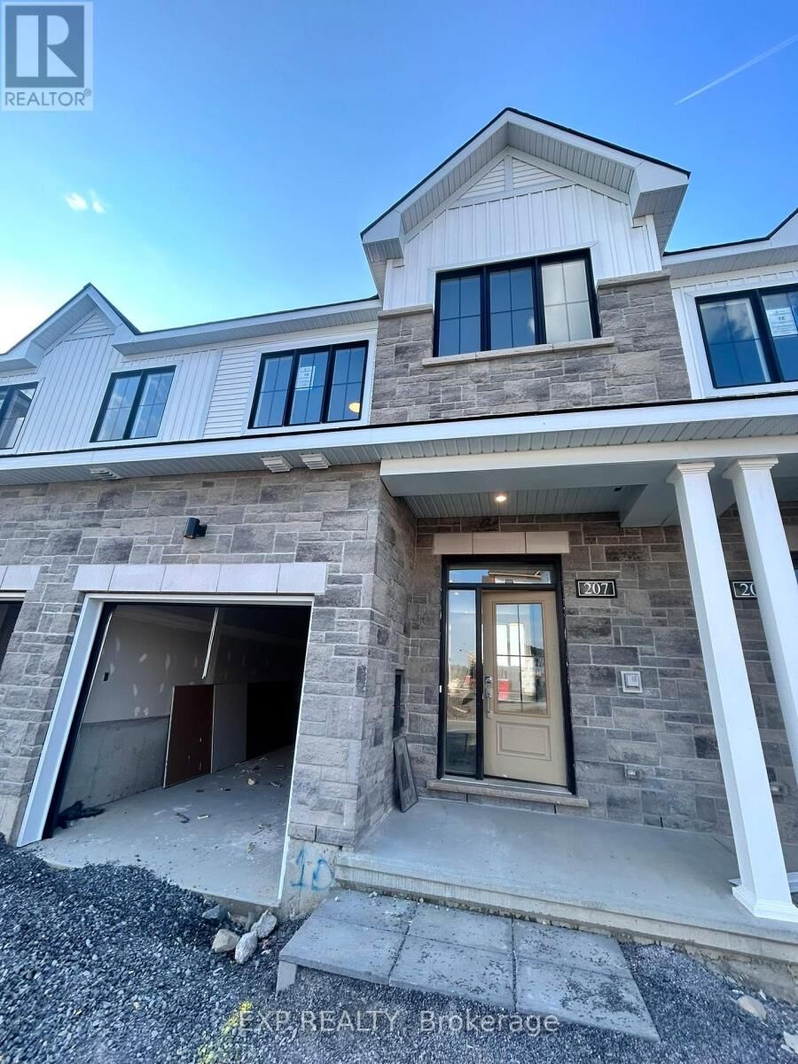 Property Photo:  207 Bankside Way  ON K2J 7N3 
